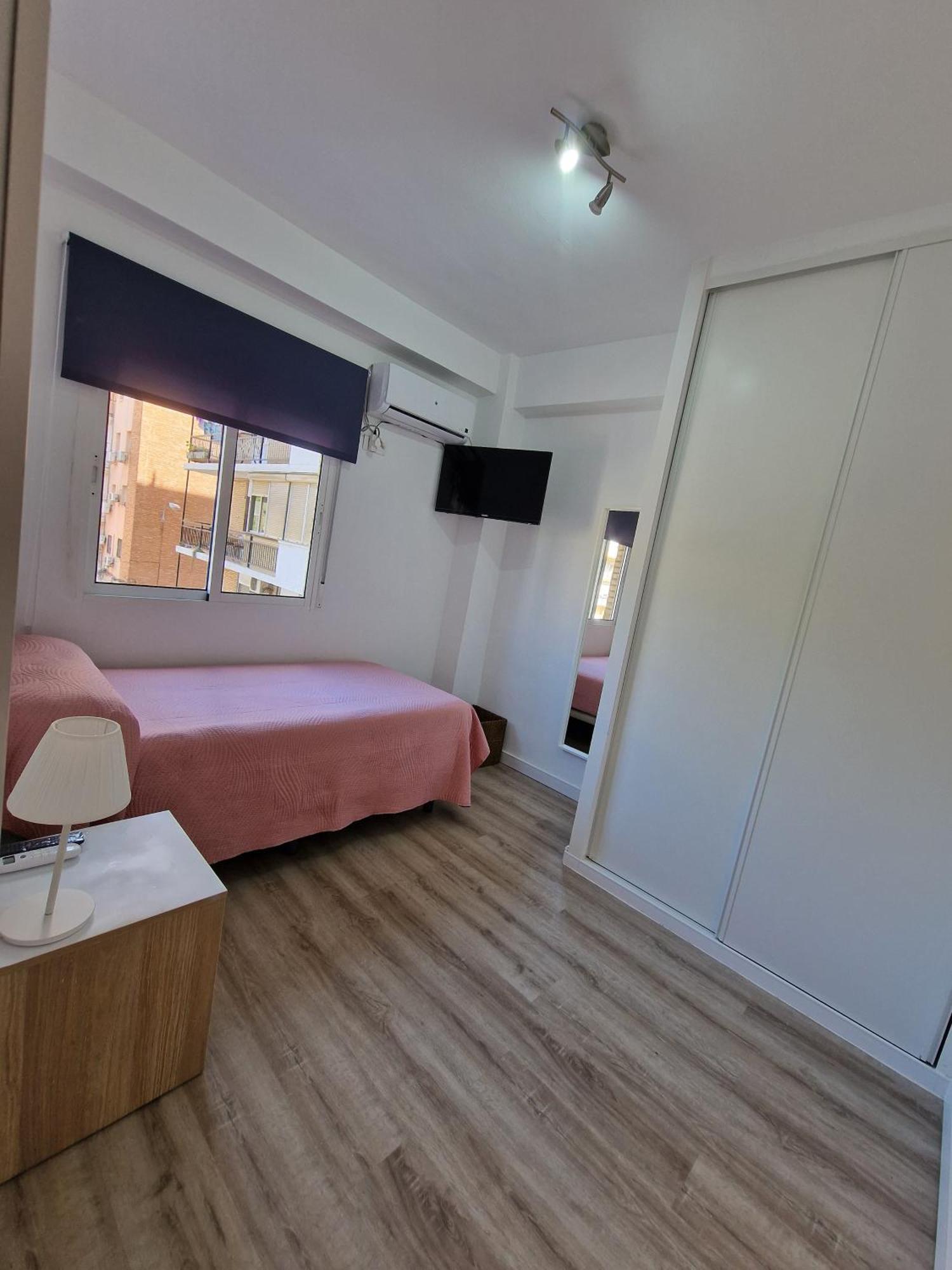 Apartamento Virgen De Lujan Triana Sevilla Exterior foto
